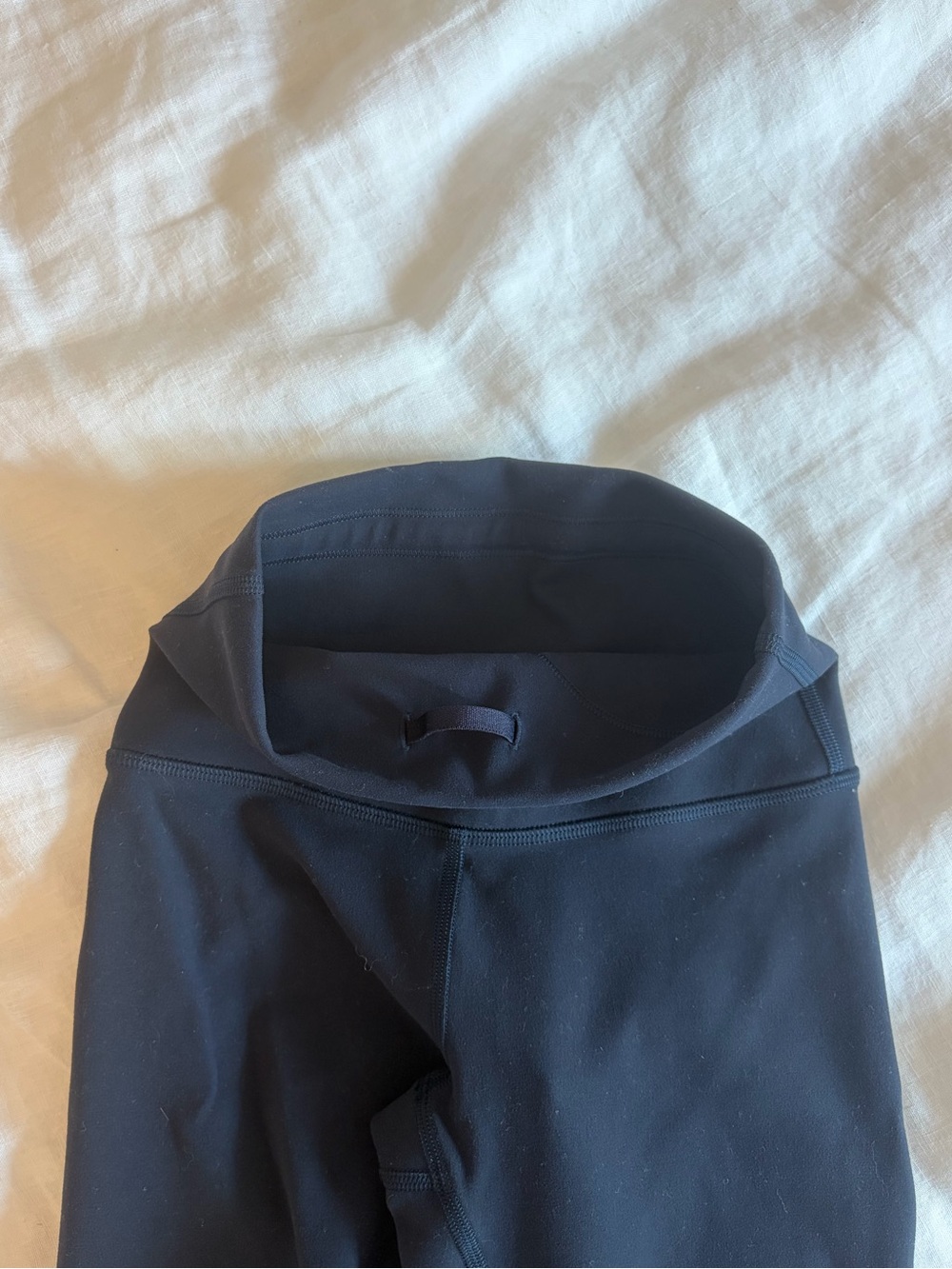 Lululemon - Wunder Train High-Rise Tight 23โ - True Navy - Size 0 !! ๐ซ - Picture 4 of 4